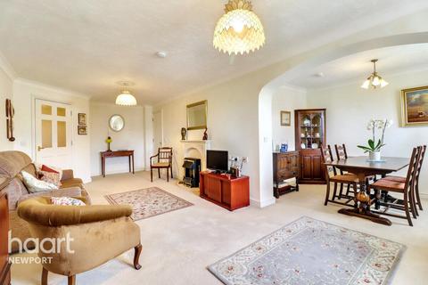 1 bedroom apartment for sale, Monmouth Court, Newport