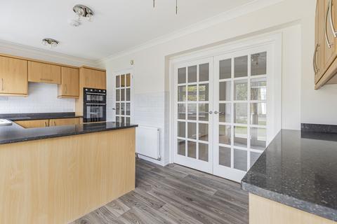 4 bedroom semi-detached house to rent, Raeburn Road, Sidcup, DA15