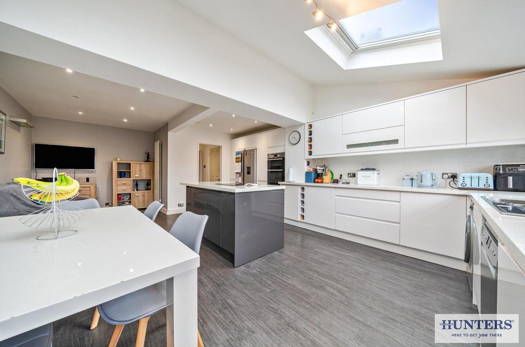 Extended Kitchen/Diner/Family Room View 4