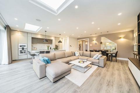 4 bedroom detached house for sale, Elliot Road, London NW4