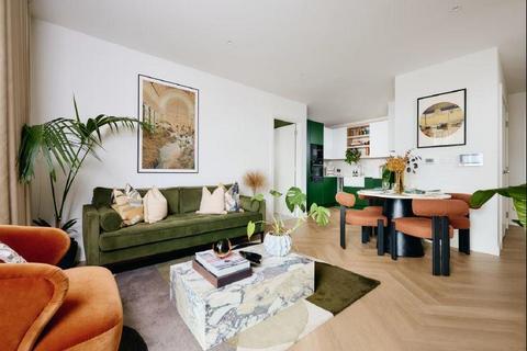 2 bedroom flat for sale, Silkstream, NW9