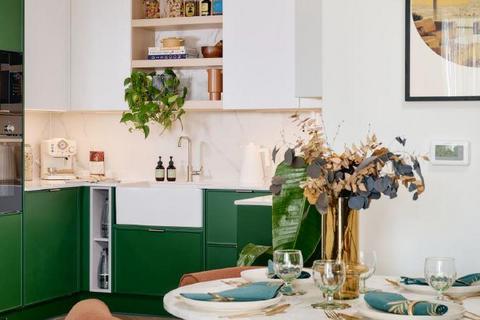2 bedroom flat for sale, Silkstream, NW9