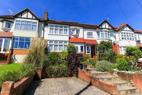 4 bedroom terraced house to rent, Mount View Road, London E4