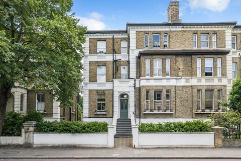 Spencer Court House, Battersea, London, SW18