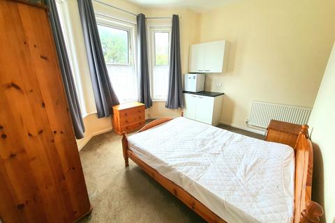 undefined, Knyveton Road, Bournemouth BH1
