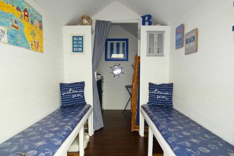 Chalet for sale, West Mersea, CO5