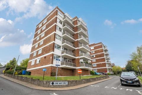 Regents Park Road, Finchley Central, N3