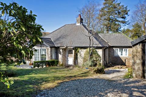 3 bedroom detached house for sale, Throwleigh, Okehampton, Devon, EX20.