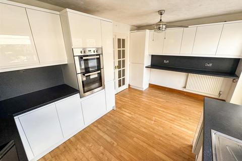 12 Tay Close, Corby, NN17 2EP