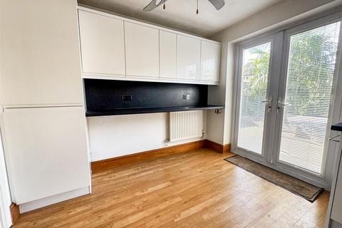 12 Tay Close, Corby, NN17 2EP