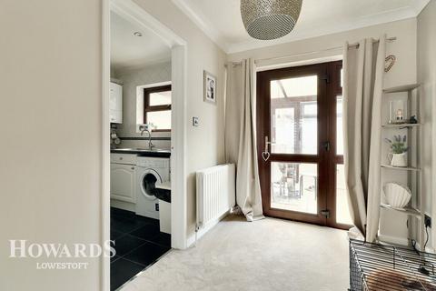 59 Caldecott Road, Lowestoft, NR32 3PH