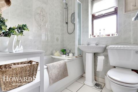 59 Caldecott Road, Lowestoft, NR32 3PH