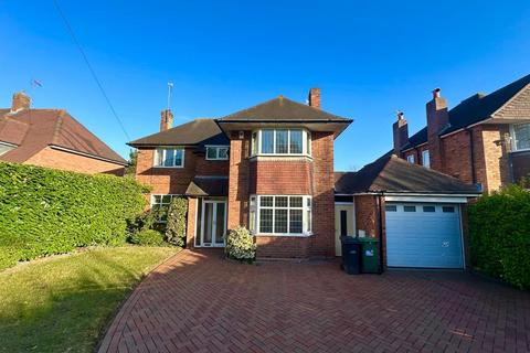 3 bedroom detached house to rent, Holbeache Road, Kingswinford