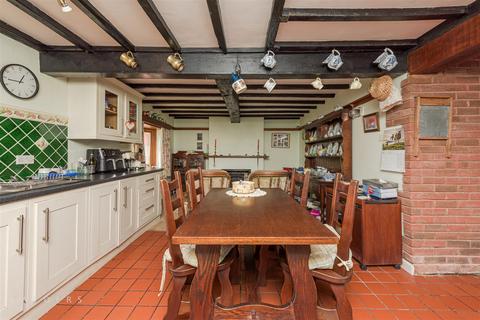 4 bedroom detached house for sale, Back Lane, No Mans Heath, Tamworth