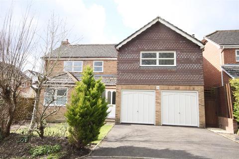 5 bedroom detached house for sale, Norton Drive, Ford