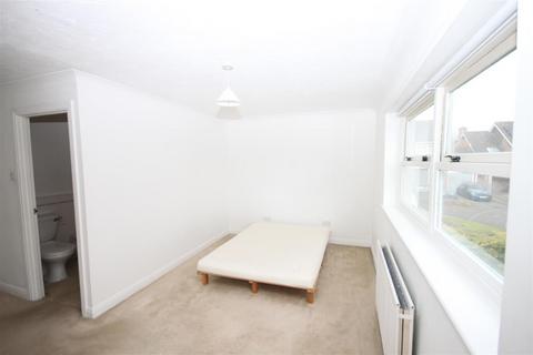 5 bedroom detached house for sale, Norton Drive, Ford