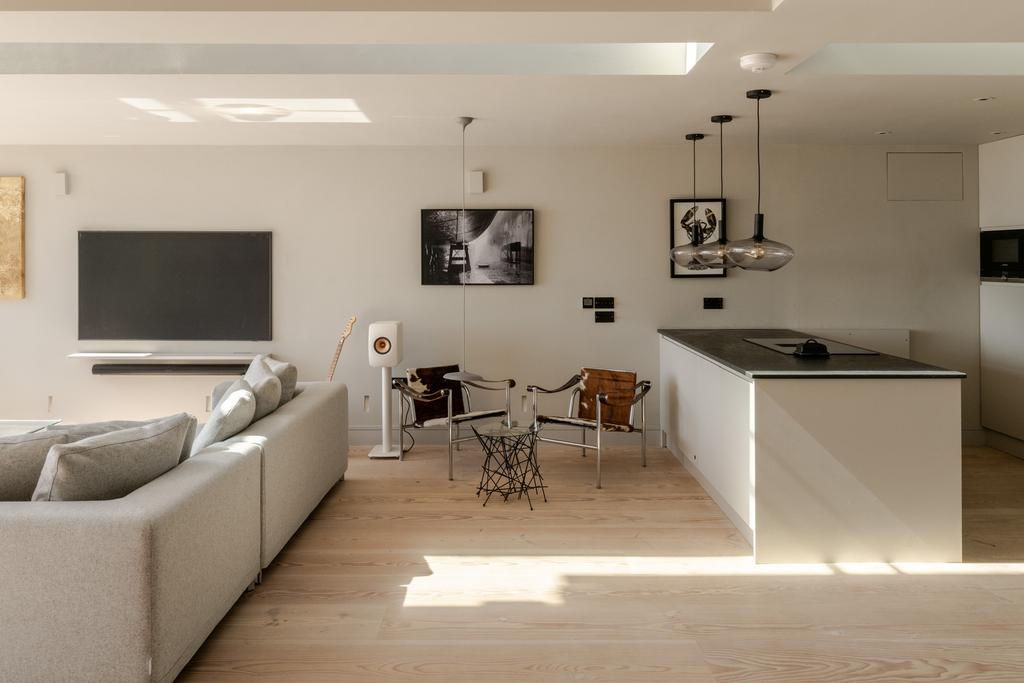 275321 20250402 the chalet n0.8 saunton sands...