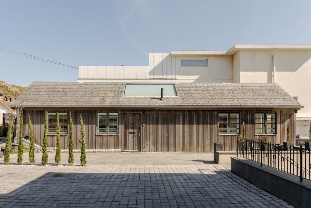 275350 20250402 the chalet n0.8 saunton sands...
