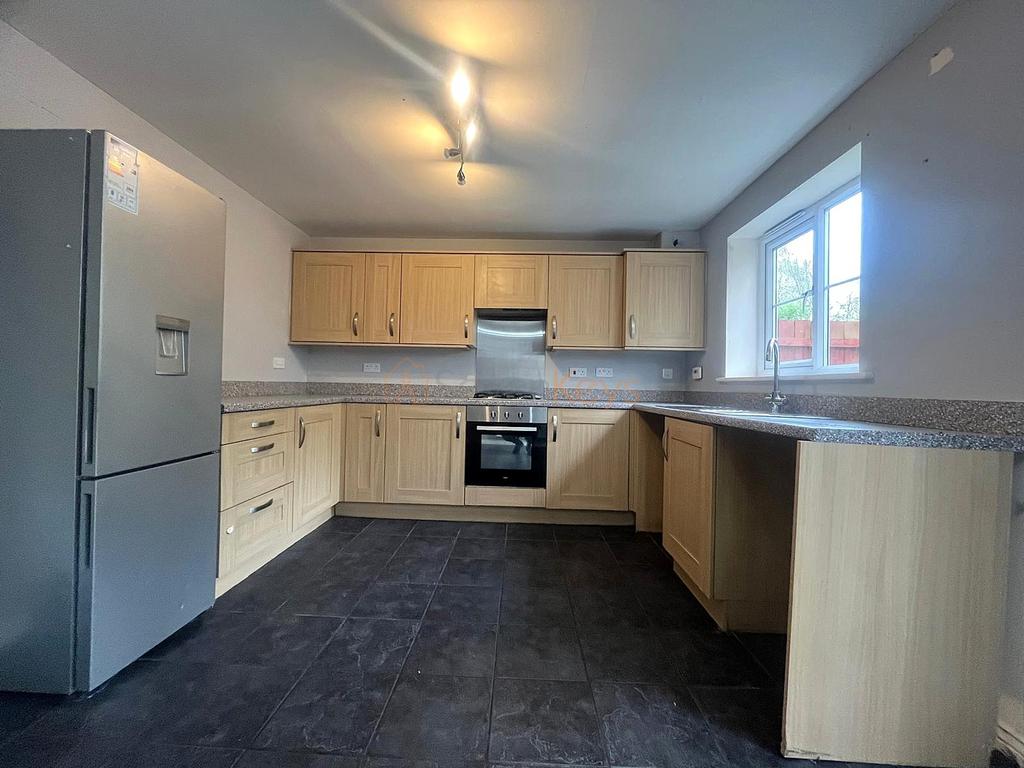 Kitchen 4