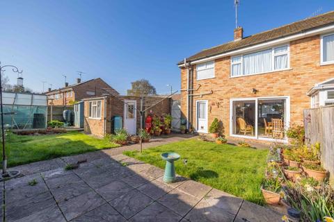 3 bedroom semi-detached house for sale, Romney Road, Ashford, TN26