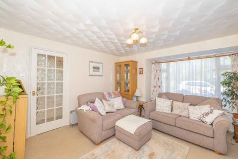 3 bedroom semi-detached house for sale, Romney Road, Ashford, TN26