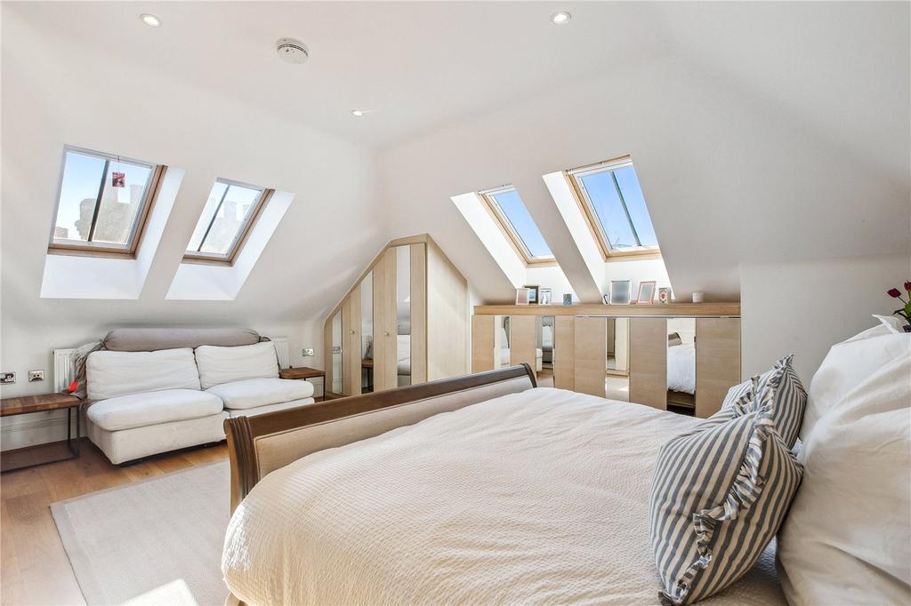 Principal Bedroom