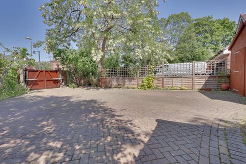 undefined, Manor Close, Havant