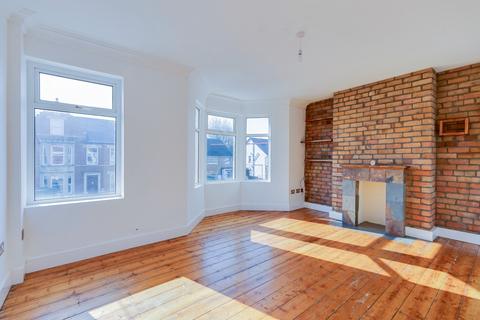 2 bedroom flat for sale, 61 Cardiff Road, Dinas Powys, The Vale Of Glamorgan. CF64 4JS
