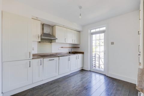 2 bedroom flat for sale, 61 Cardiff Road, Dinas Powys, The Vale Of Glamorgan. CF64 4JS