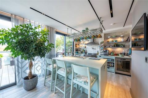 2 bedroom penthouse for sale, Hollen Street, London, W1F