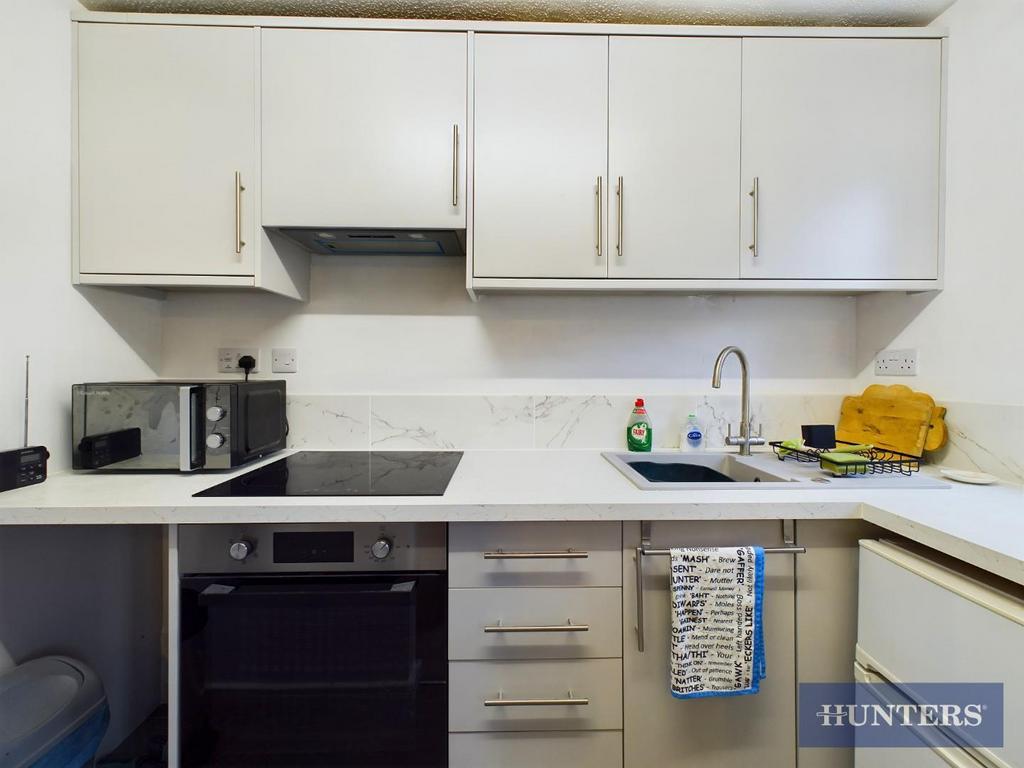 CAM03407 G0-PR0025-STILL001.jpg