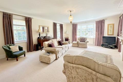2 bedroom apartment for sale, Little Forest Road, Talbot Woods, Bournemouth, BH4