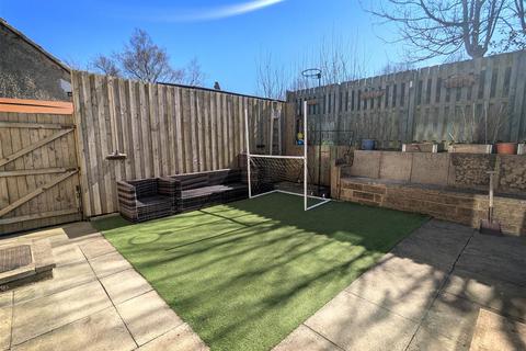 33 Broadley Crescent, Halifax, HX2 0RL