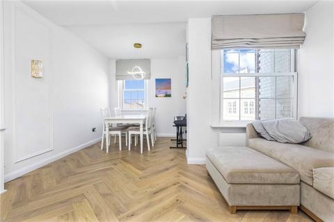 2 bedroom flat for sale, Devon Mansions, London, Tooley Street, SE1