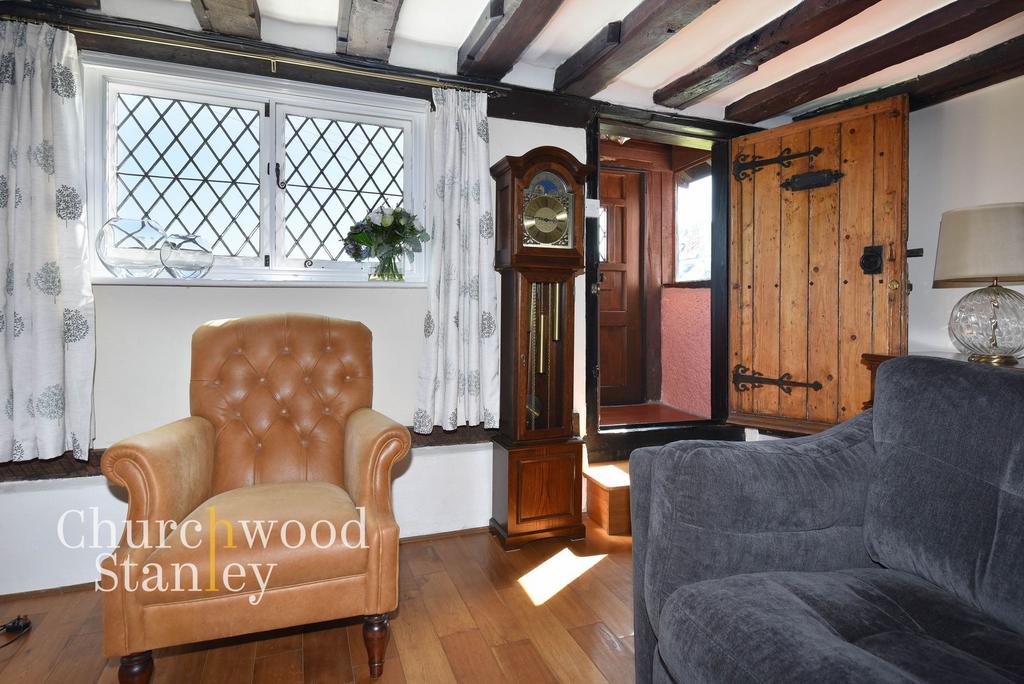 Living room and entrance