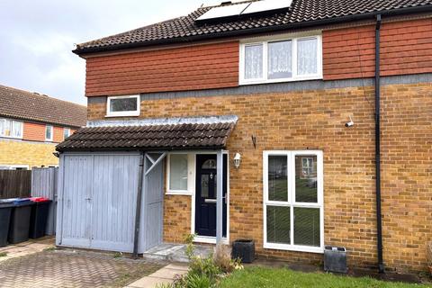 3 bedroom semi-detached house to rent, Blenheim Avenue, Canterbury, Kent, CT1