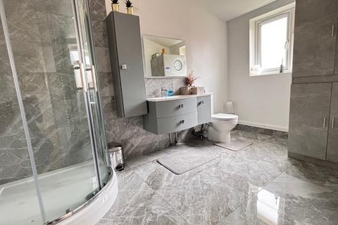 3 bedroom semi-detached house to rent, Blenheim Avenue, Canterbury, Kent, CT1