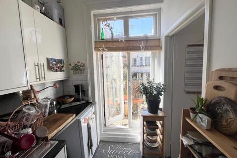 2 bedroom flat to rent, Sillwood Road, Brighton BN1