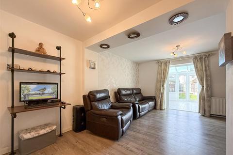 16 Cherry Orchard, Southminster, CM0 7HE