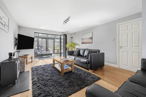 26 Barlow Close, Wheatley, Oxford, OX33 1NL