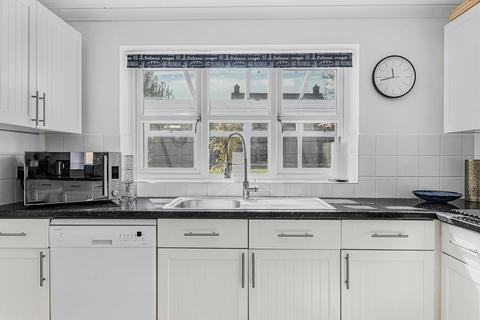 26 Barlow Close, Wheatley, Oxford, OX33 1NL