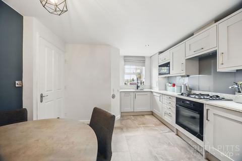 12 Barleyfields Close, Ackworth, Pontefract, WF7 7RY