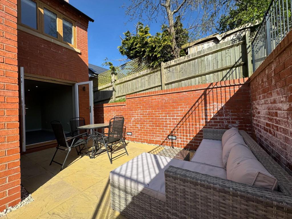 Patio.jpg