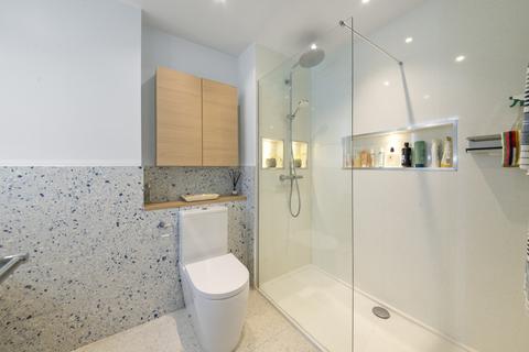 4 Jessop Place, London, W7 2QL