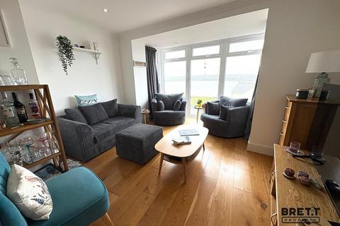 undefined, The Crescent, Ocean Way , Pennar, Pembroke Dock, Pembrokeshire. SA72 6GL