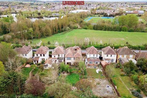 113 Darenth Road, Dartford, DA1 1NJ