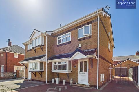 17 Annaside Close, Blackpool, FY4 5AA