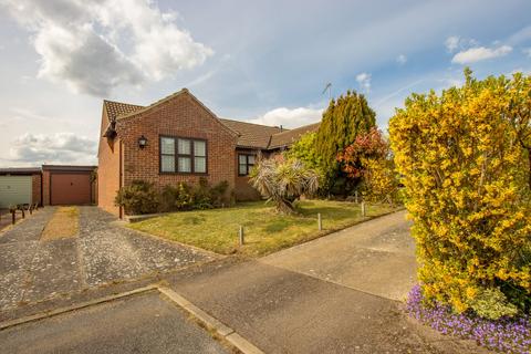 2 bedroom semi-detached bungalow for sale, Margarets Close, Hunstanton