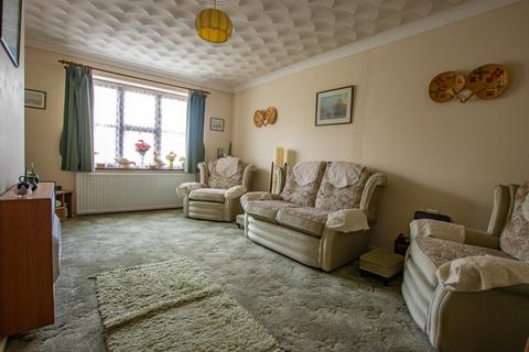 2 bedroom semi-detached bungalow for sale, Margarets Close, Hunstanton