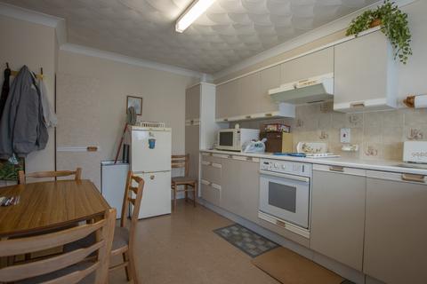 2 bedroom semi-detached bungalow for sale, Margarets Close, Hunstanton
